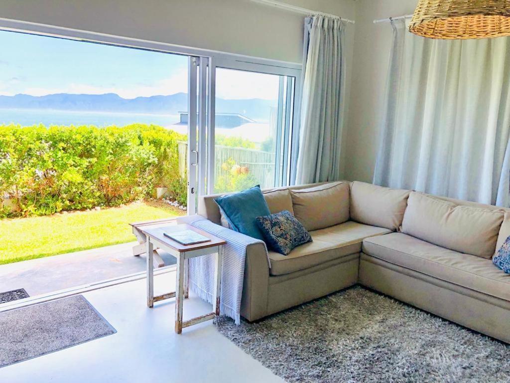 Self Catering Apartment - De Kelders Εξωτερικό φωτογραφία